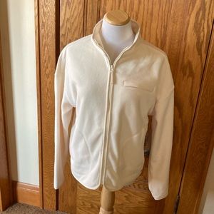 Bearpaw Outdoors, Ivory, Polar Fleece. Size Large, Junior, Thermal Sweatshirt.